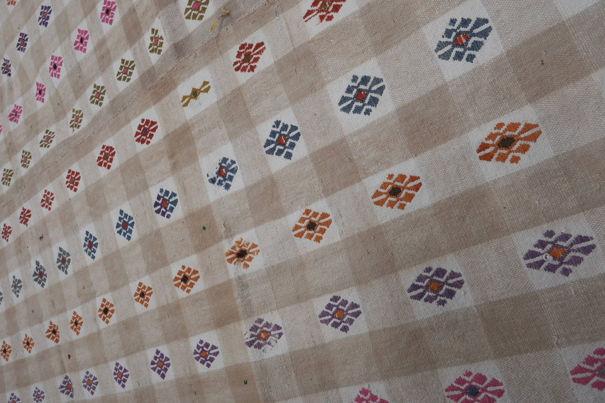 Vintage Kilim 183 x 250 cm