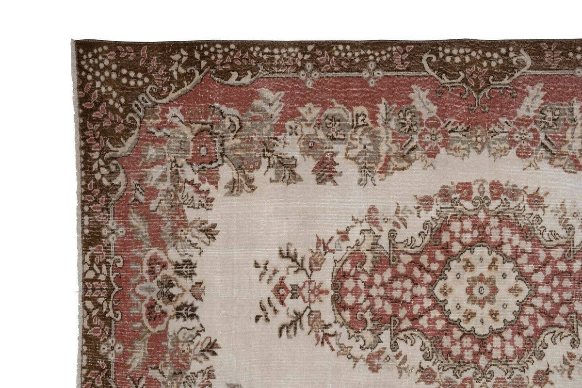 Vintage Uşak Halı 177 x 276 cm