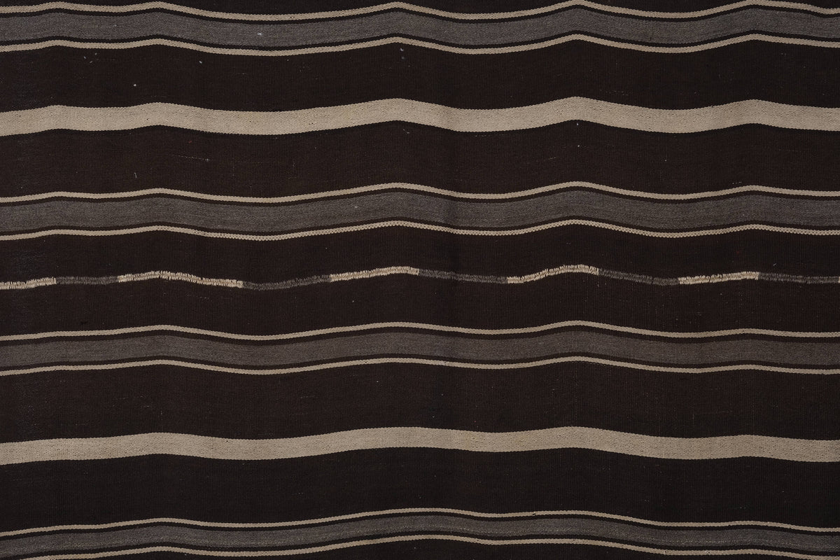 Vintage Kilim 171 x 252 cm