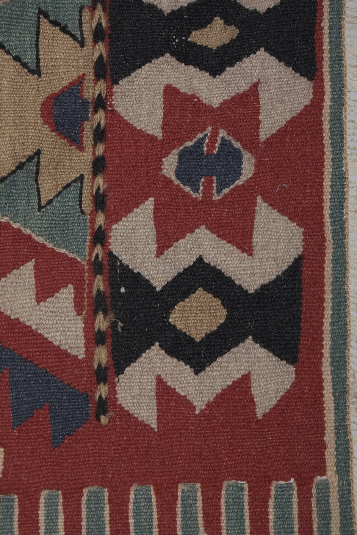 Vintage Kilim 116 x 171 cm