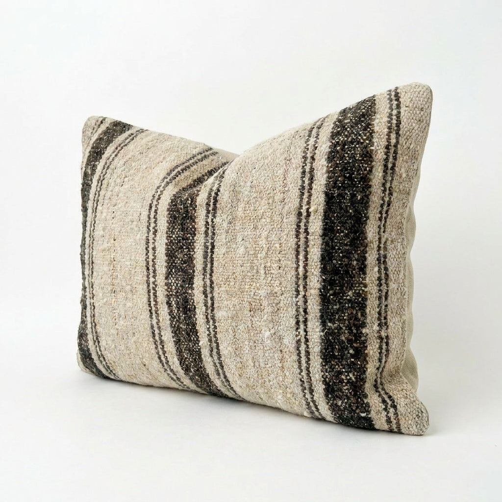 Kilim Kırlent Kılıfı 36 x 51 cm