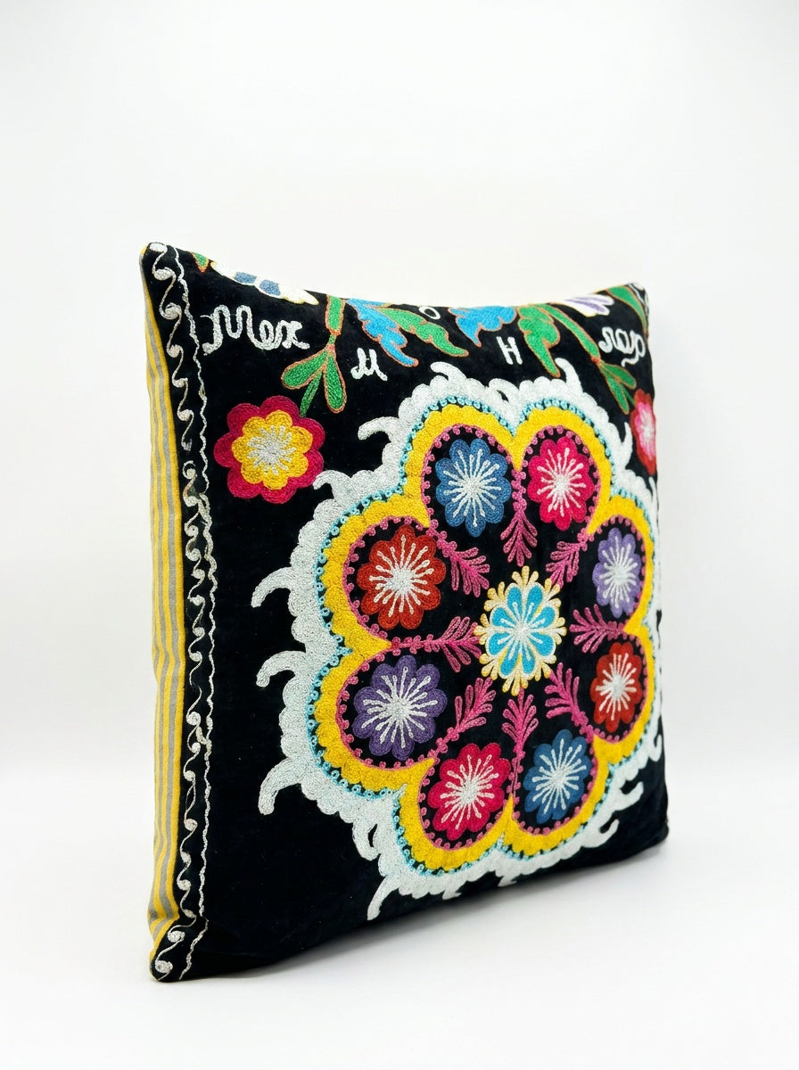 Özbek Suzani Kırlent Kılıfı 44 x 46 cm