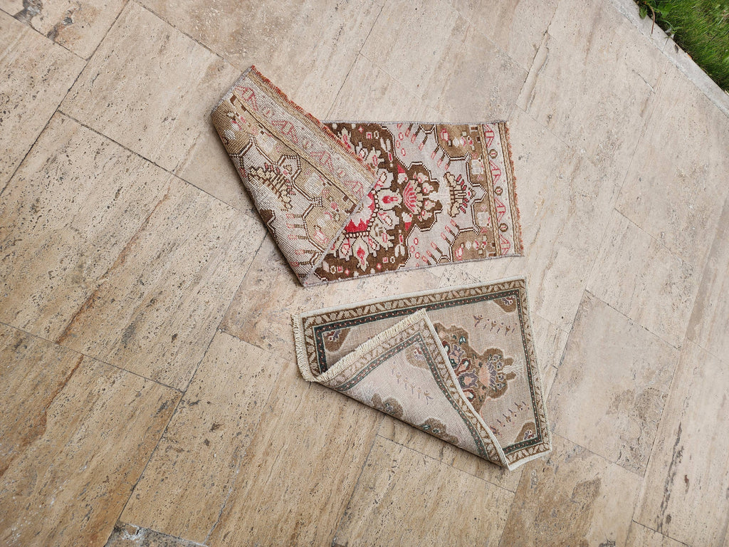 Vintage Türk Yastık Halı 2'li Set 51 x 66 cm