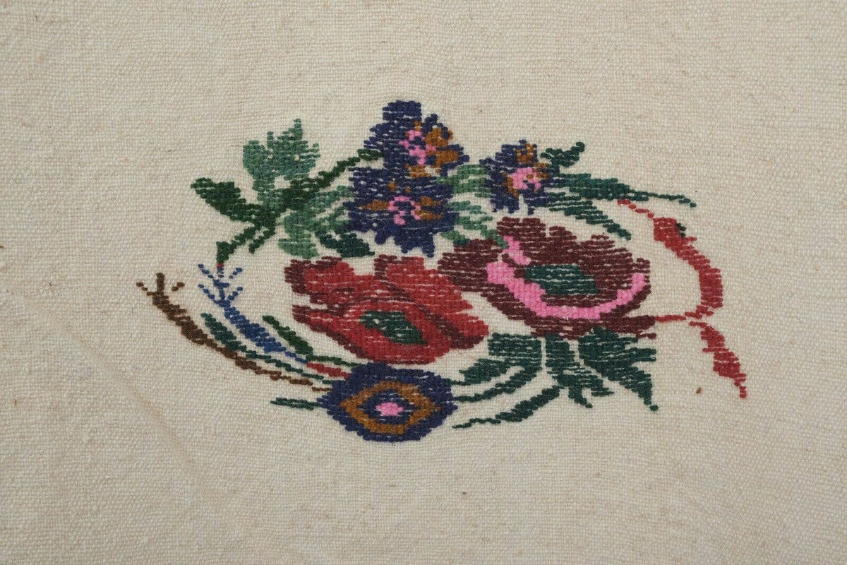 Vintage Kilim 140 x 237 cm