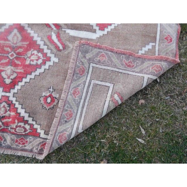 Vintage Uşak Halı 154 x 243 cm