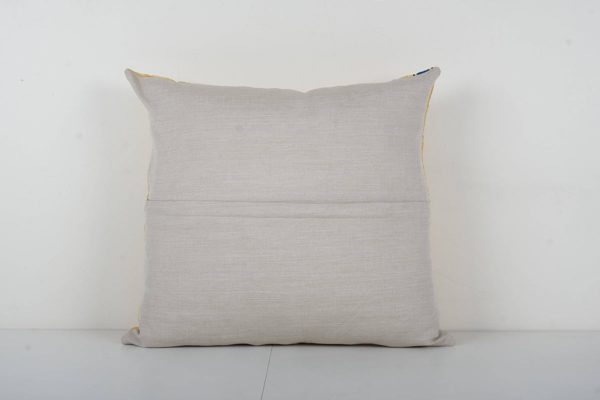 Suzani Kırlent Kılıfı 52 x 58 cm