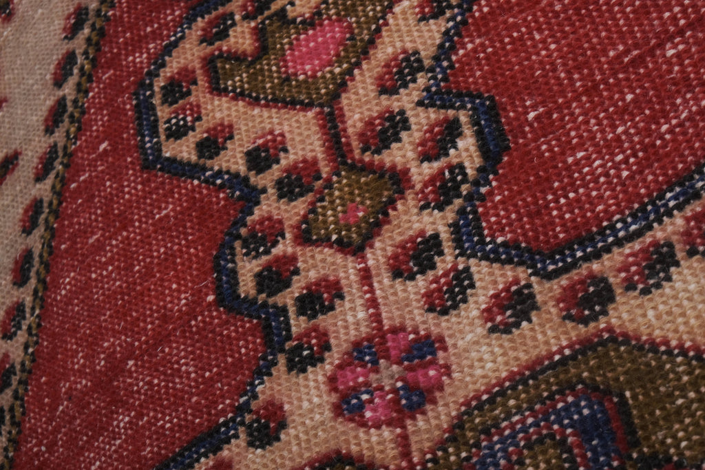 Vintage Uşak Halı 135 x 220 cm