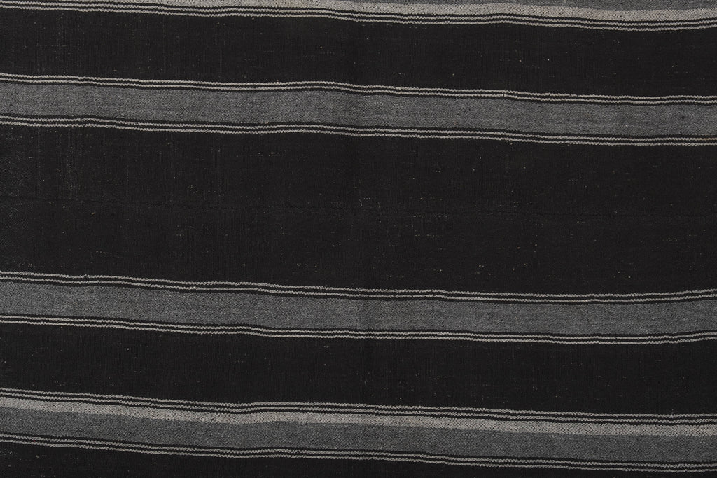 Vintage Kilim 203 x 220 cm