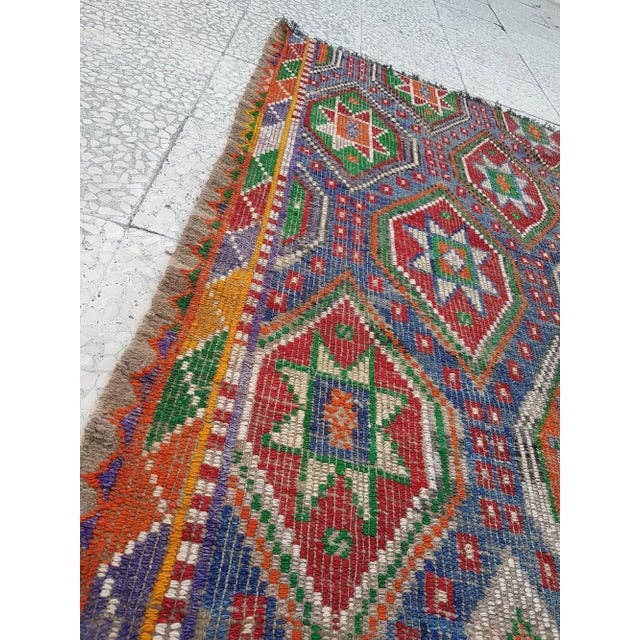 Vintage Kilim 186 x 227 cm