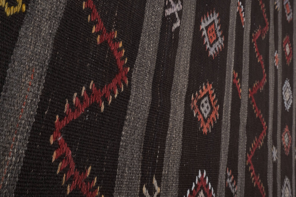 Vintage Kilim 227 x 324 cm