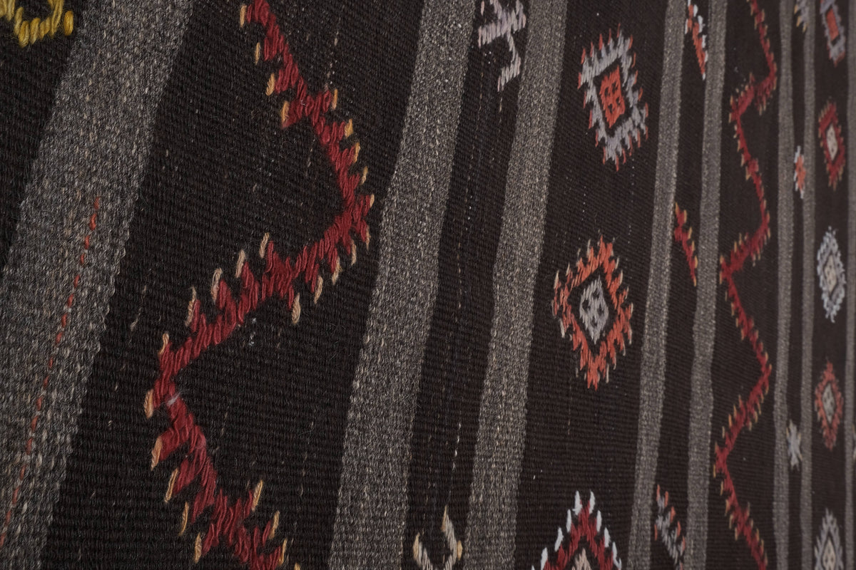 Vintage Kilim 227 x 324 cm