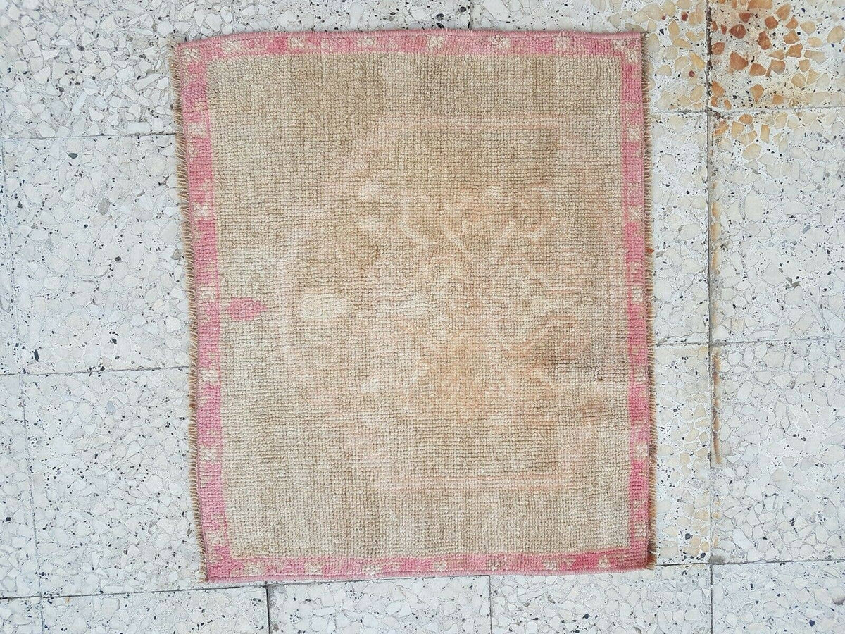 Vintage Uşak Halı 72 x 58 cm