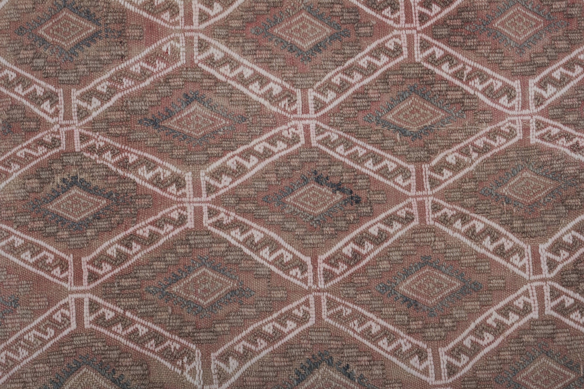 Vintage Kilim 167 x 238 cm