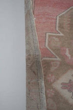 Vintage Uşak Halı 138 x 246 cm