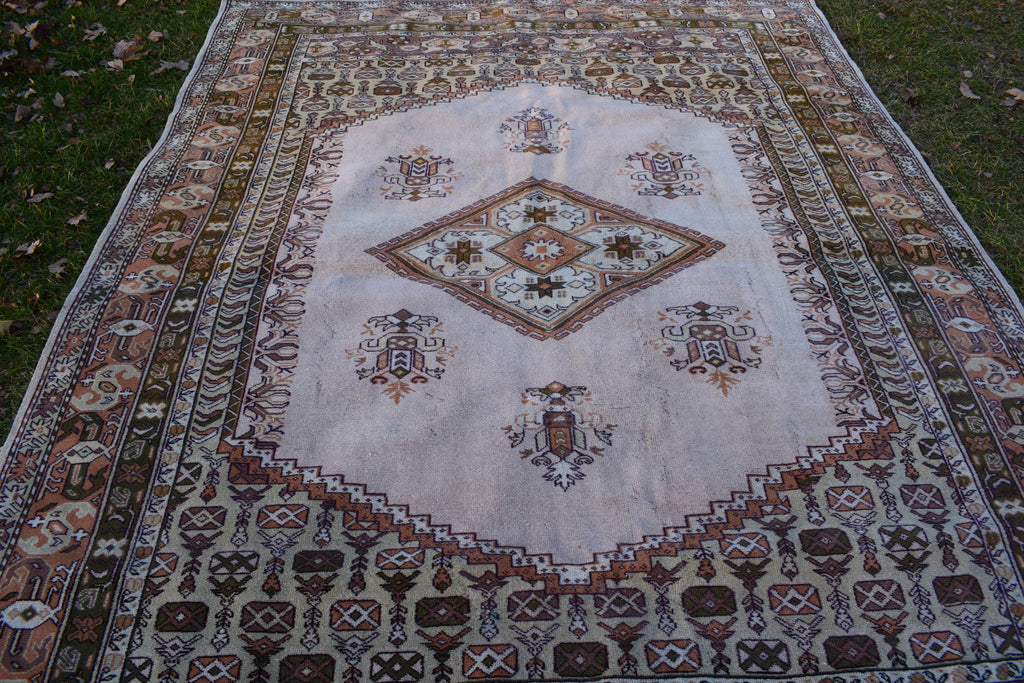 Vintage Uşak Halı 204 x 284 cm