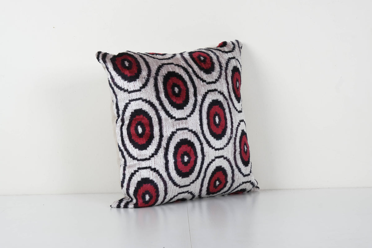 İpek Ikat Kadife Kırlent Kılıfı 46 x 46 cm