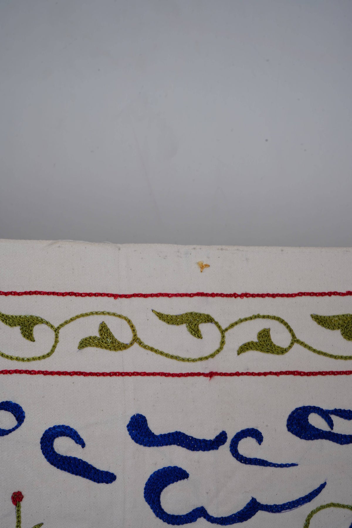 Deve Desenli Suzani Duvar Örtüsü 52 x 190 cm