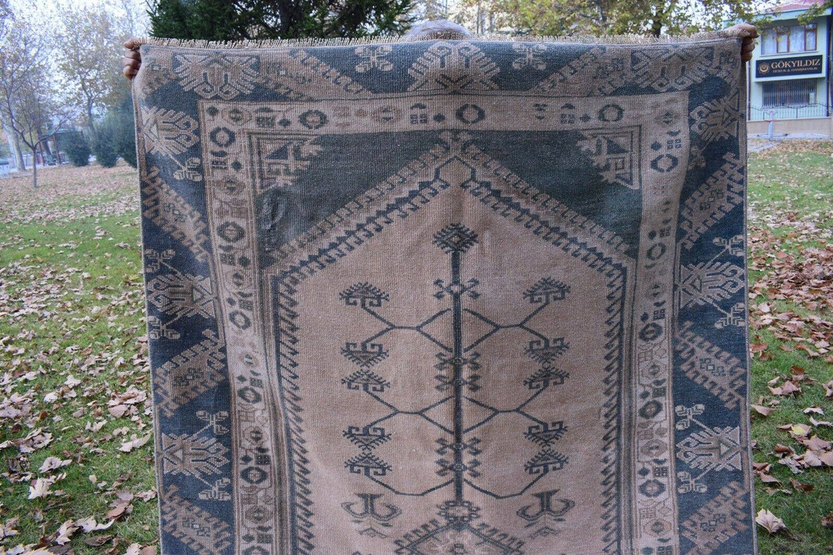 Vintage Uşak Halı 150 x 275 cm