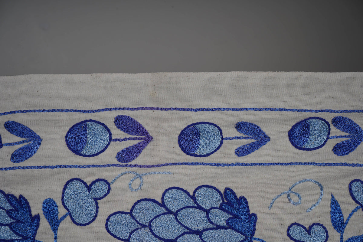 Suzani Yolluk 43 x 178 cm