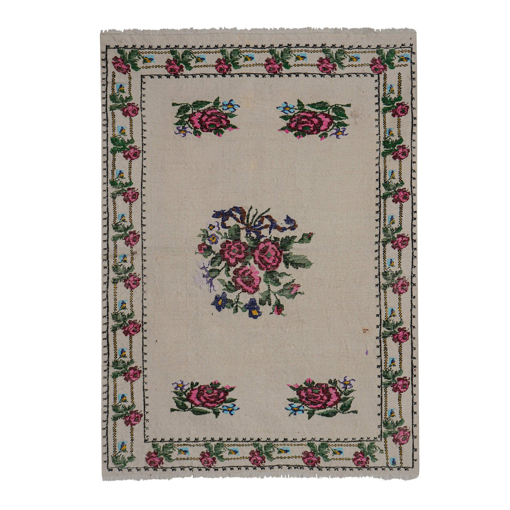 Vintage Kilim 94 x 134 cm