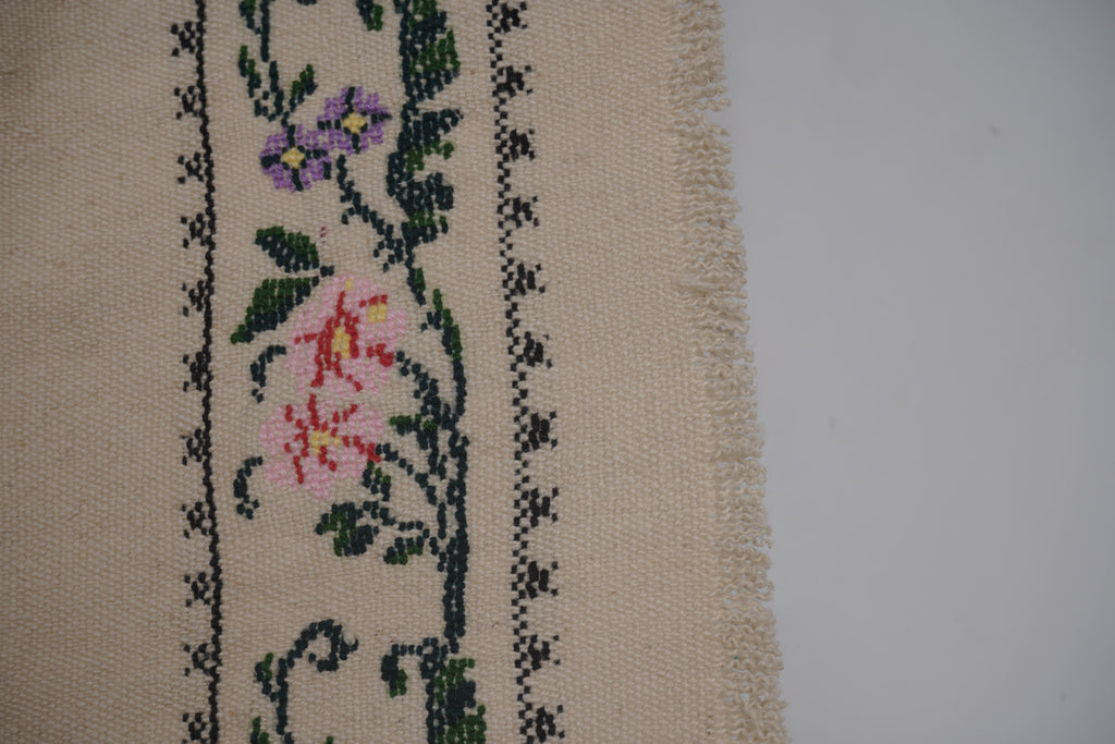 Vintage Aubusson Çiçek Desenli Kilim 160 x 250 cm