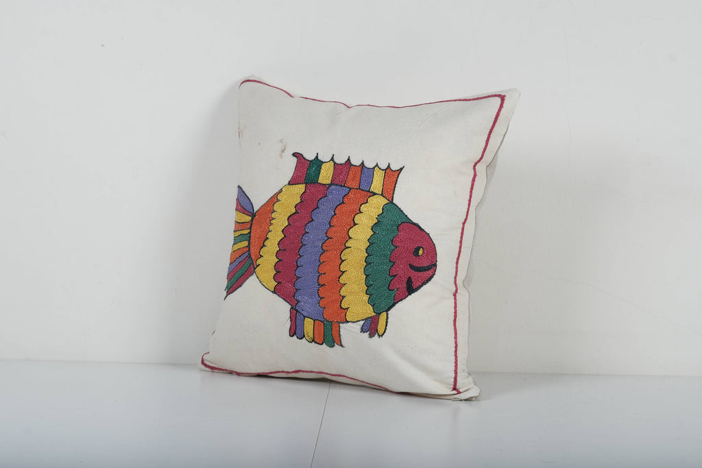 Balık Desenli Suzani Kırlent Kılıfı 46 x 47 cm