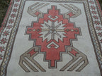 Vintage Kilim 116 x 122 cm