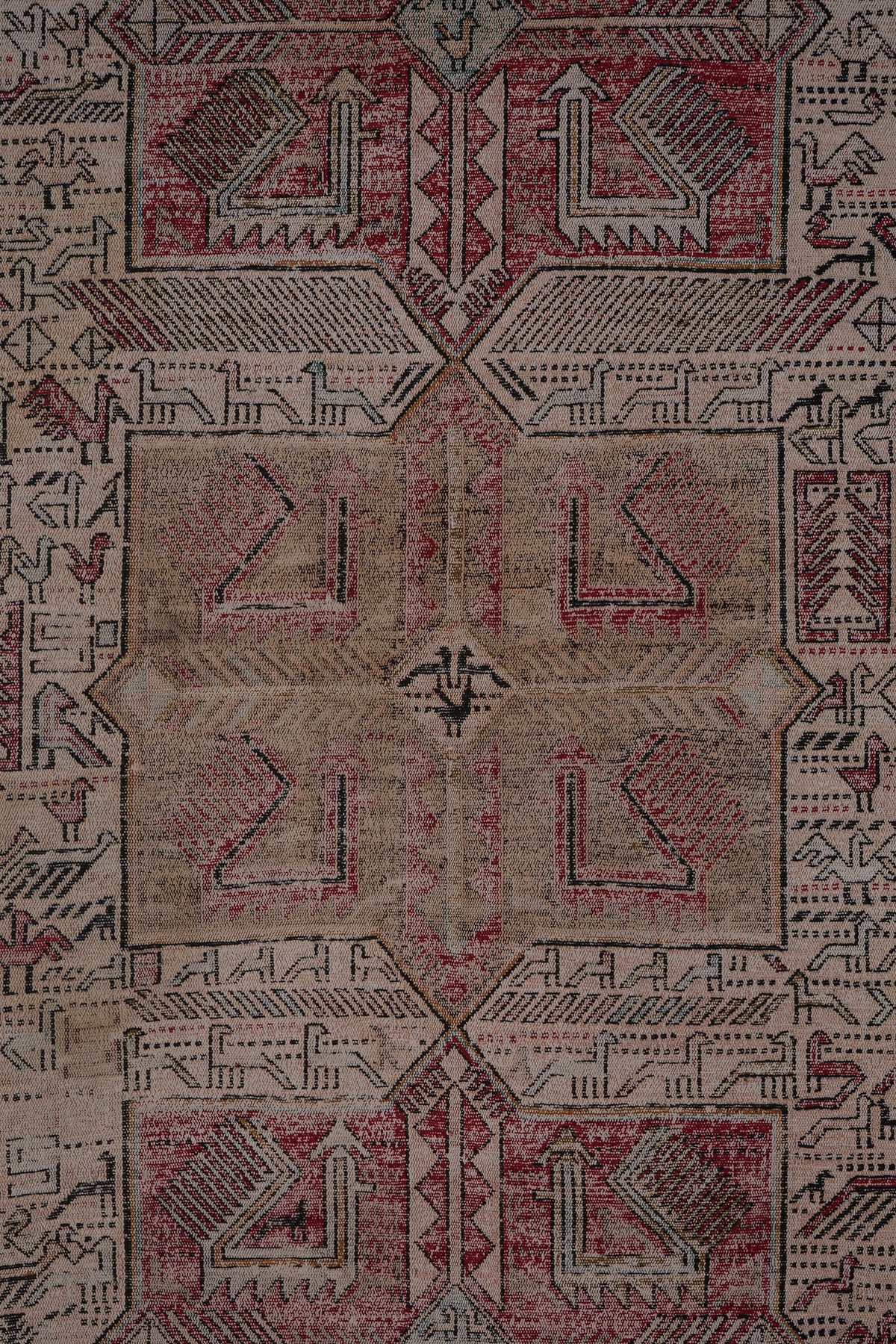 Vintage Sumak Kilim 123 x 183 cm