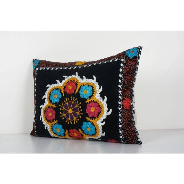 İpek Ikat Kadife Kırlent Kılıfı 46 x 64 cm