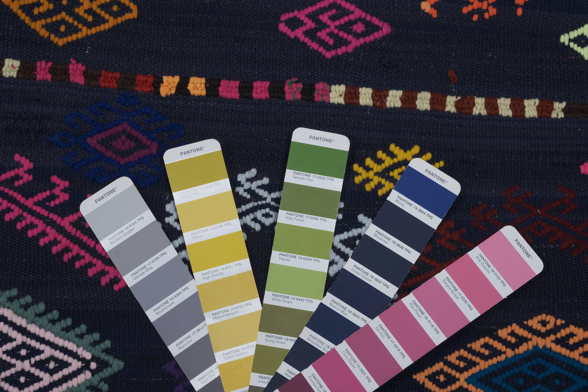 Vintage Kürt Kilim 170 x 294 cm