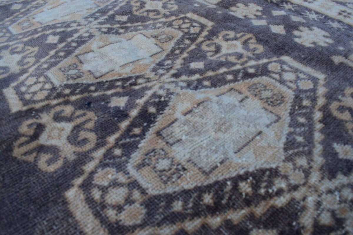 Vintage Uşak Halı 136 x 202 cm