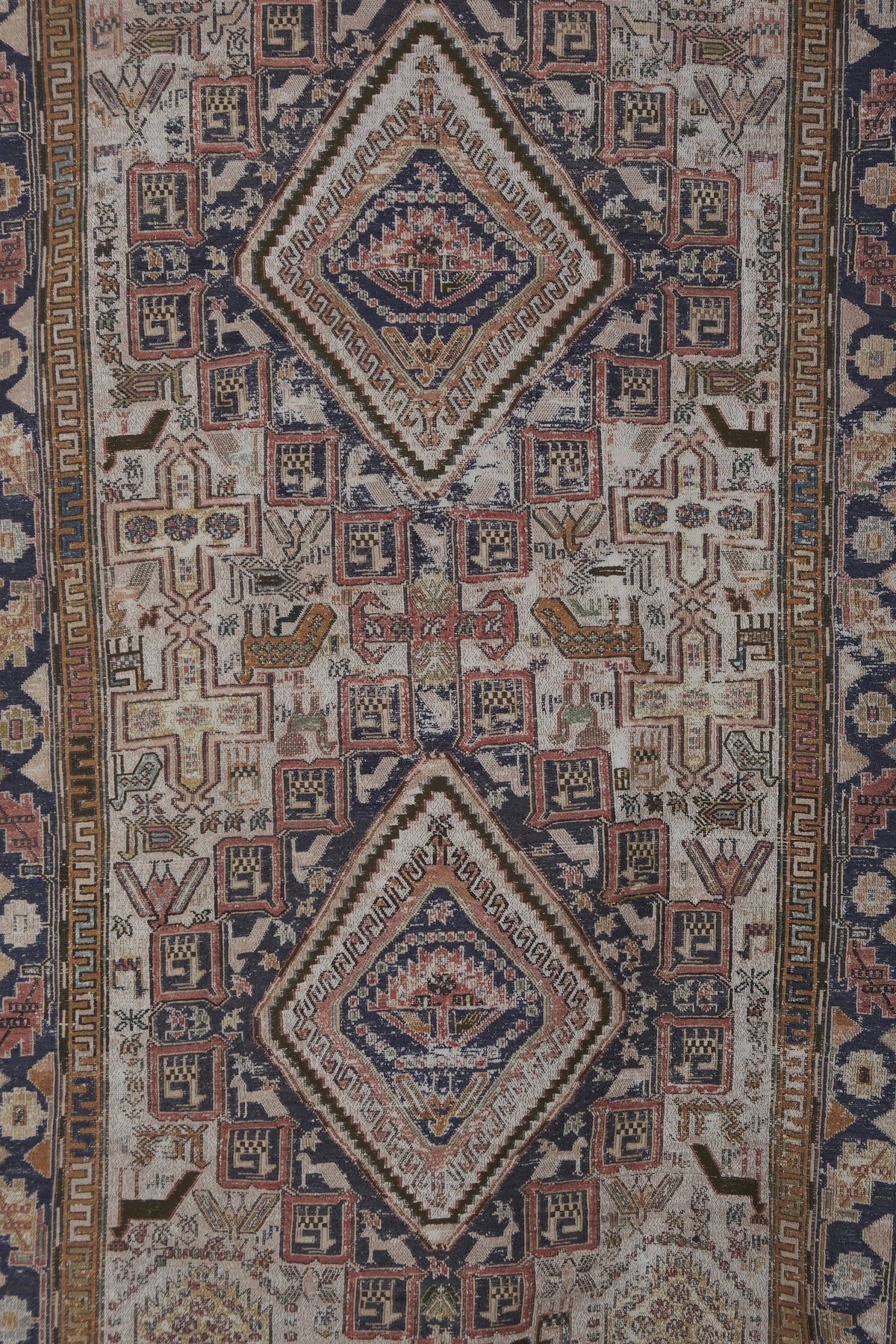 Vintage Sumak Kilim 111 x 204 cm