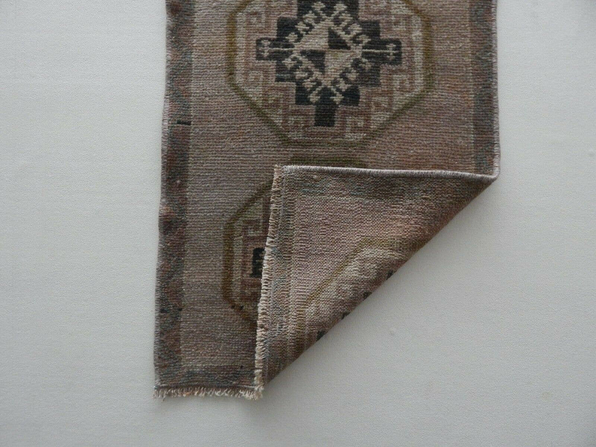 Vintage Konya Halı 88 x 43 cm