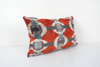 İpek Ikat Kadife Kırlent Kılıfı 40 x 66 cm