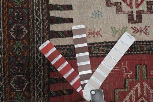 Vintage Sumak Kilim 107 x 185 cm