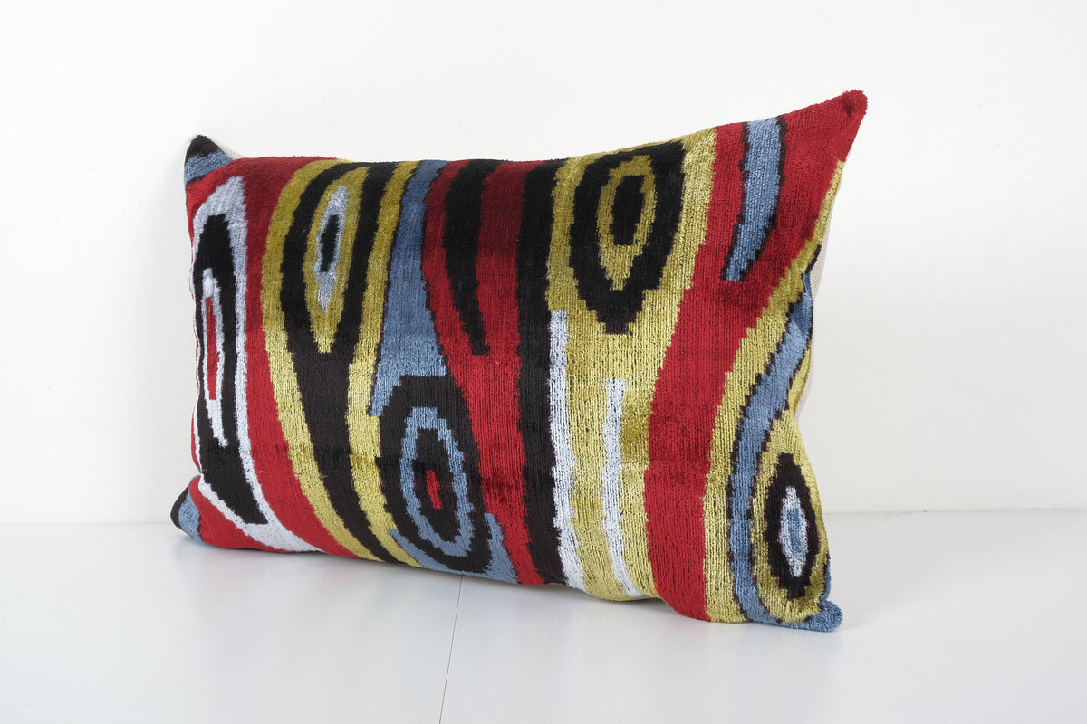 İpek Ikat Kadife Kırlent Kılıfı 40 x 60 cm