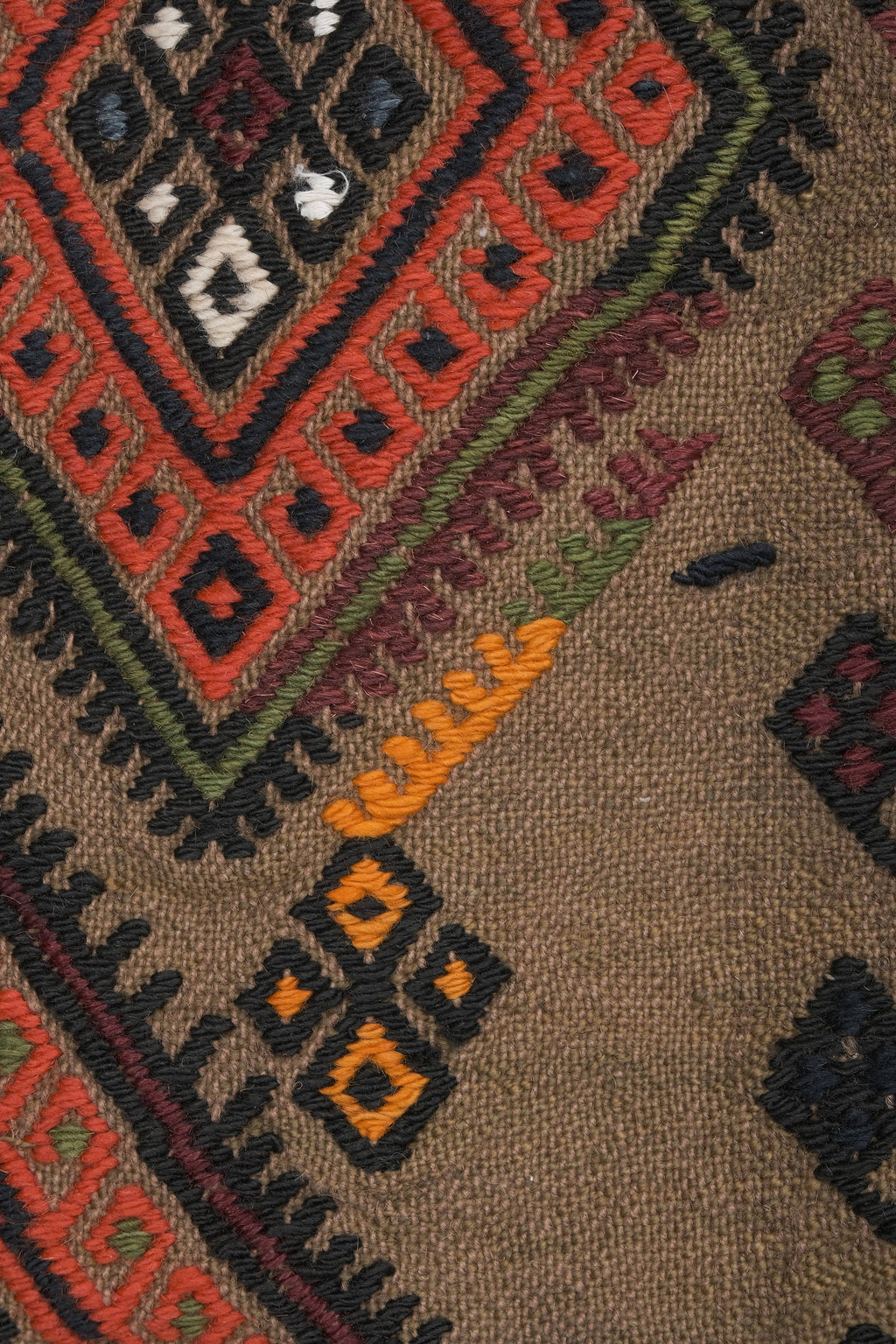 Vintage Kilim 159 x 185 cm