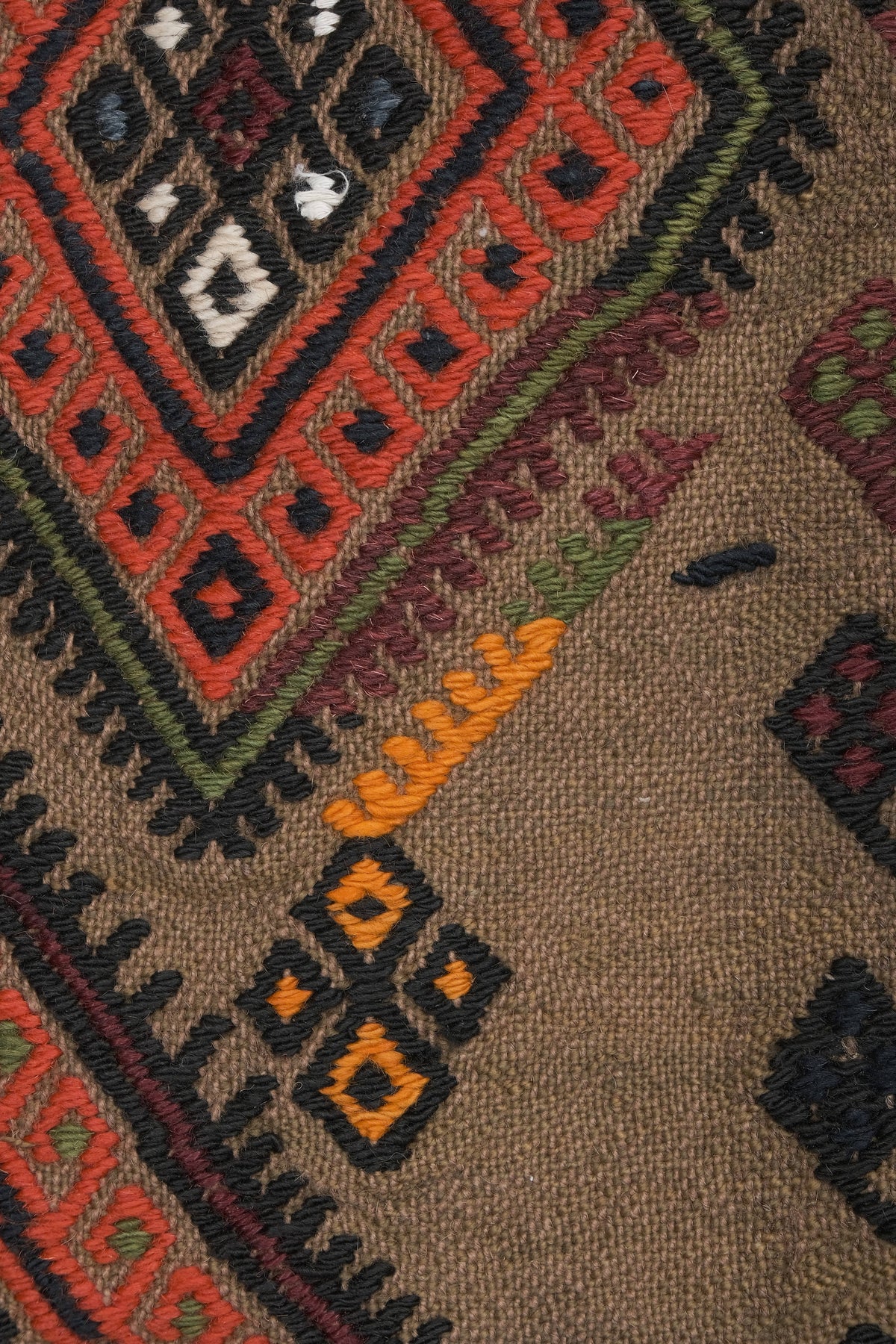 Vintage Kilim 159 x 185 cm