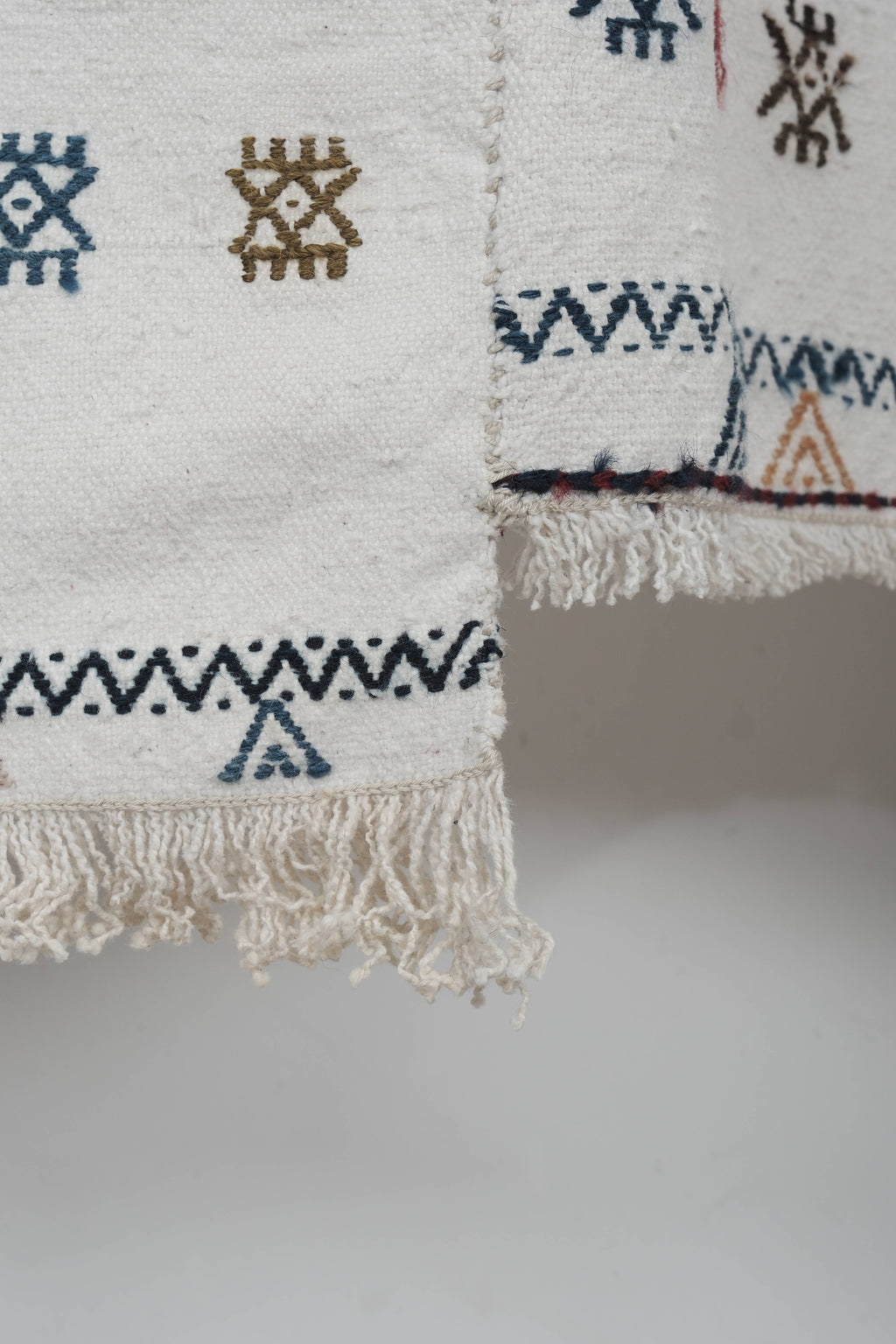 Vintage Kilim 135 x 245 cm