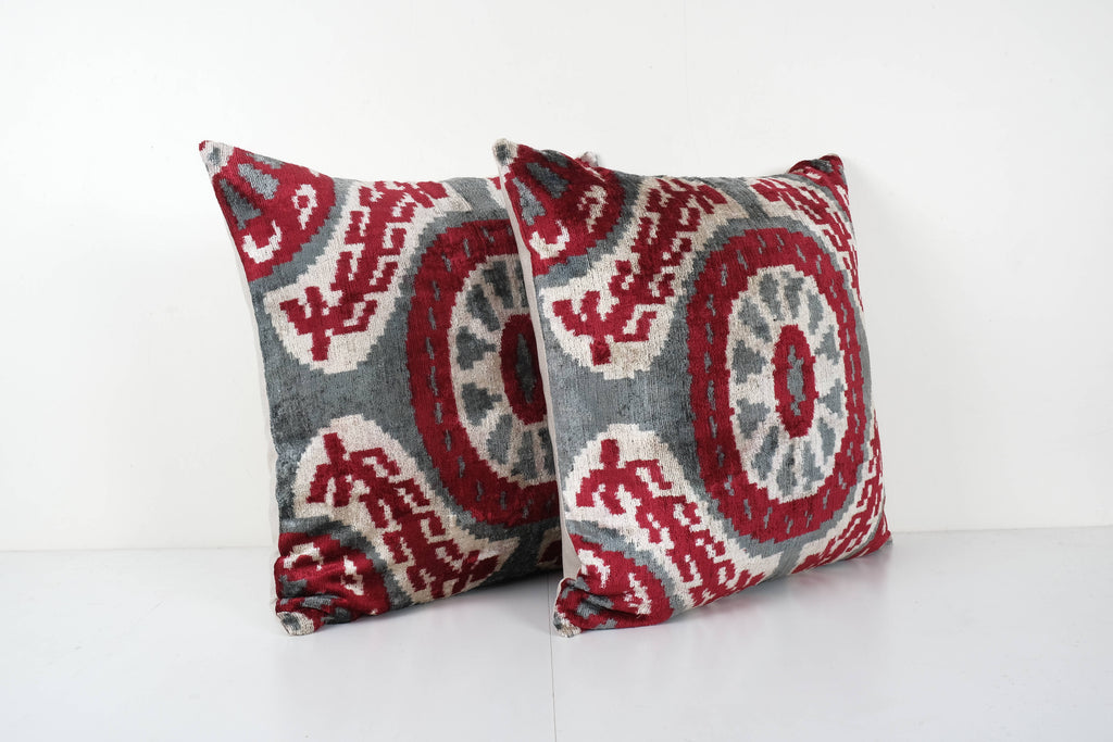 İpek Ikat Kadife Kırlent Kılıfı 2'li Set 60 x 60 cm