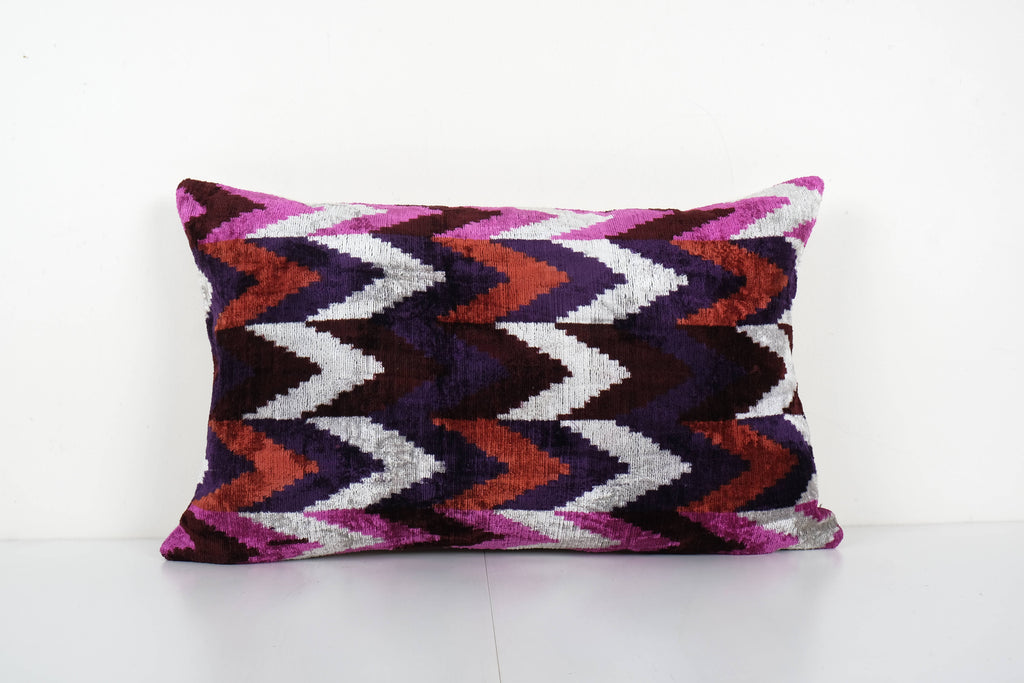 İpek Ikat Kadife Kırlent Kılıfı 40 x 60 cm