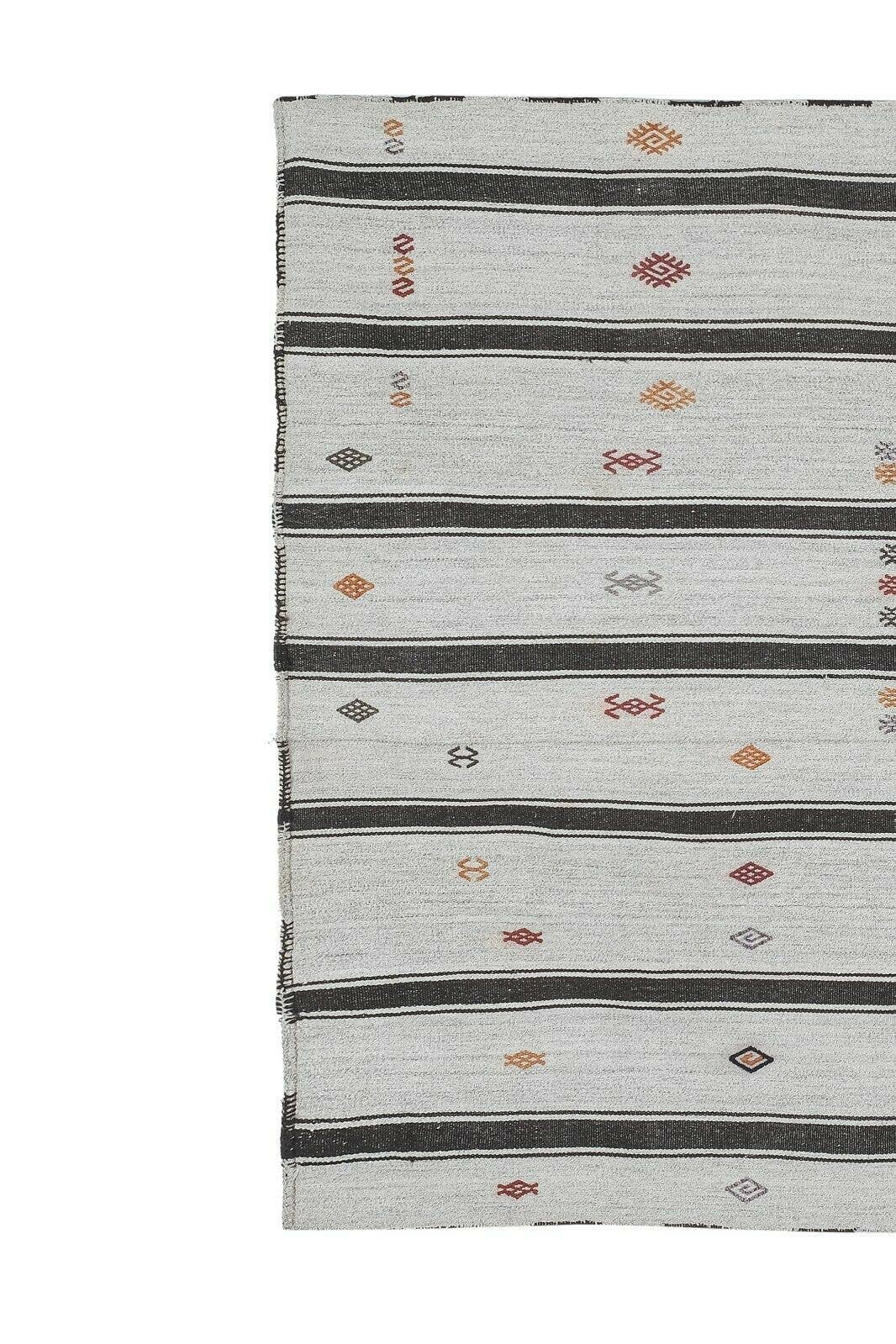 Vintage Kilim 153 x 210 cm