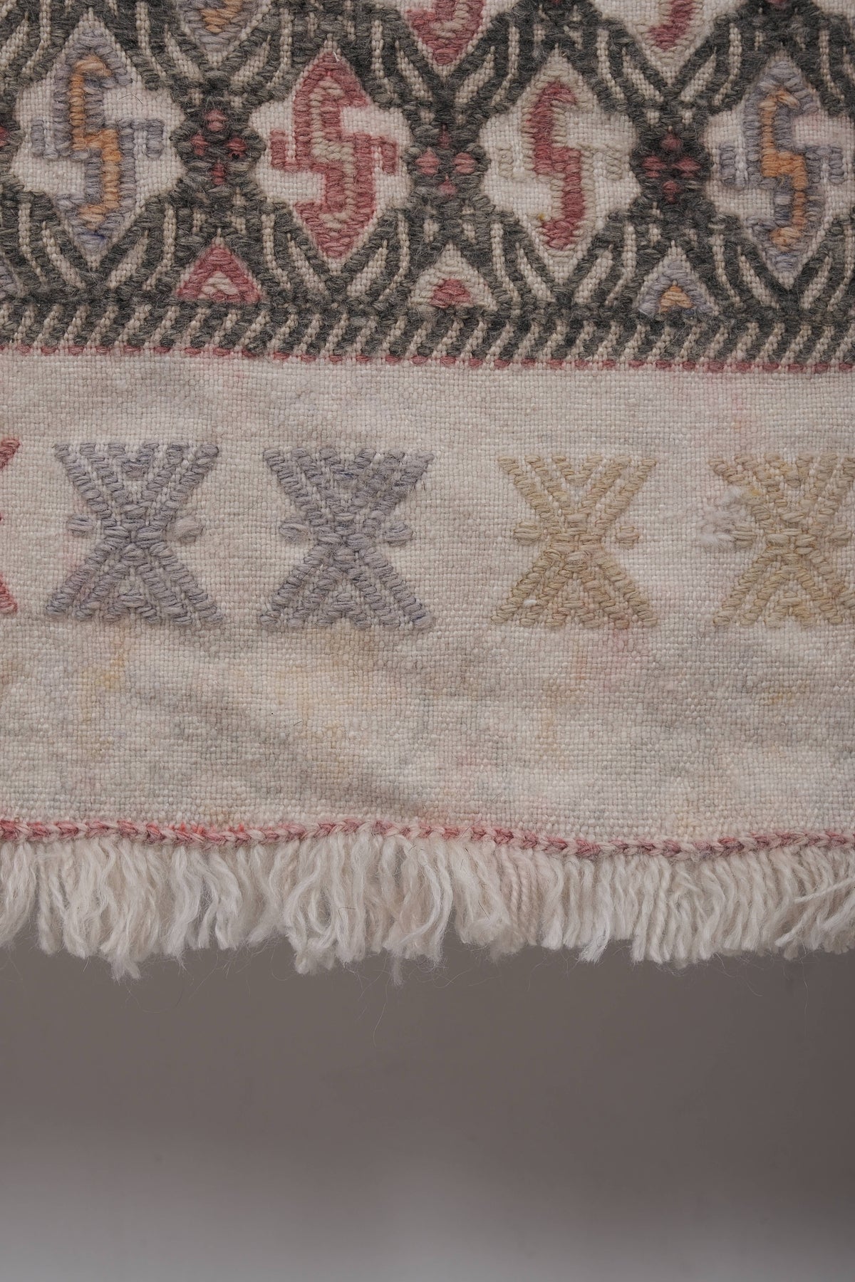 Vintage Kilim 180 x 255 cm