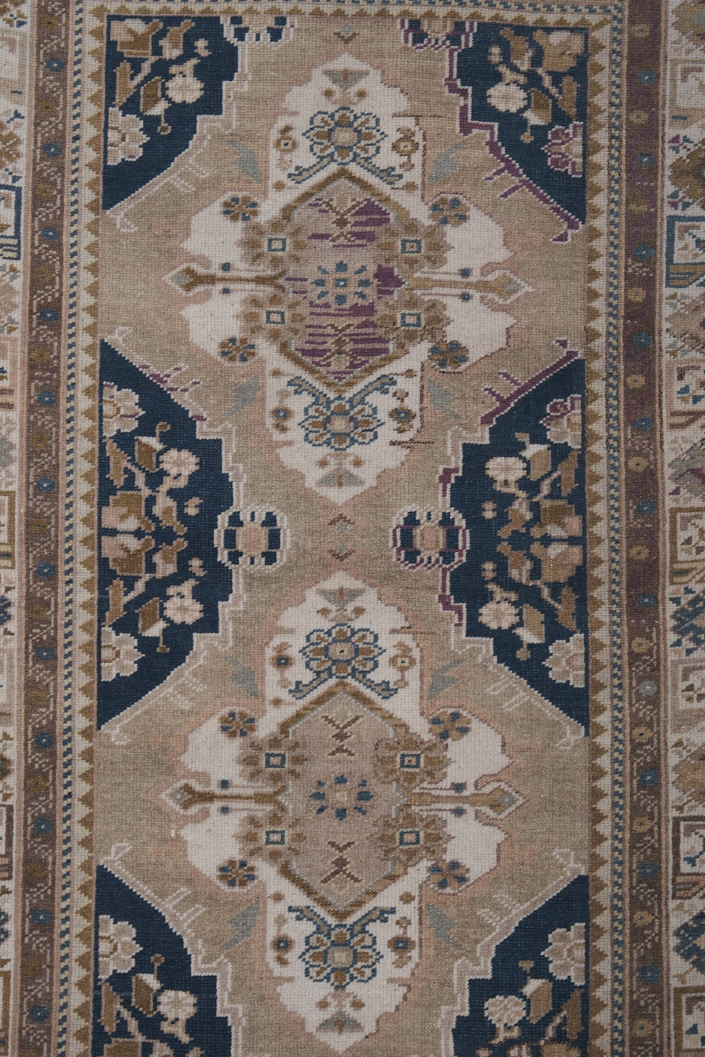 Vintage Uşak Halı 91 x 156 cm