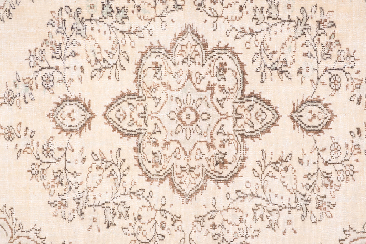 Vintage Uşak Halı 182 x 296 cm