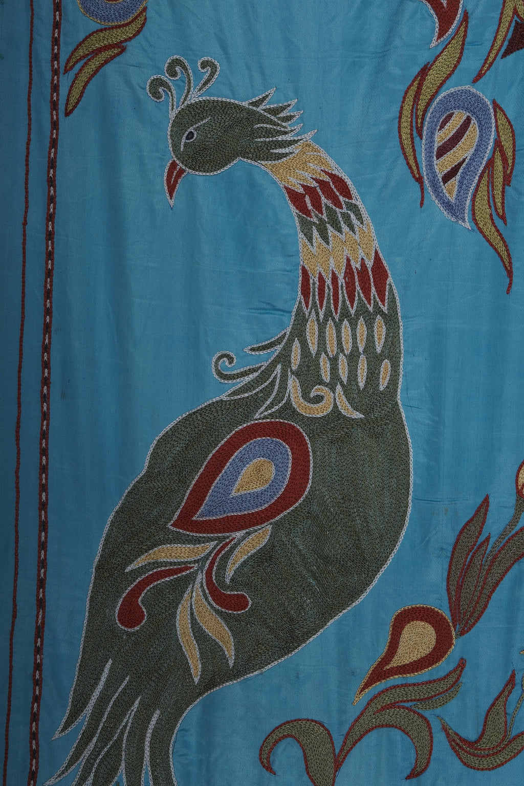 Tavus Kuşu Desenli Suzani Duvar Örtüsü 53 x 187 cm