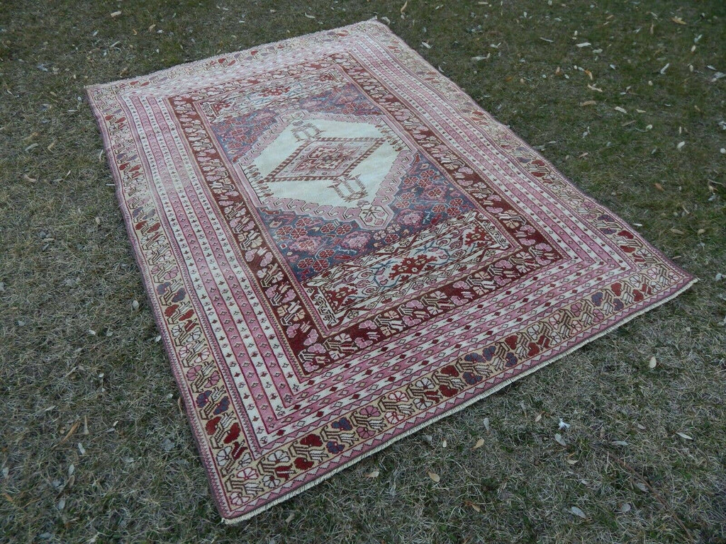 Vintage Kars Halı 134 x 183 cm