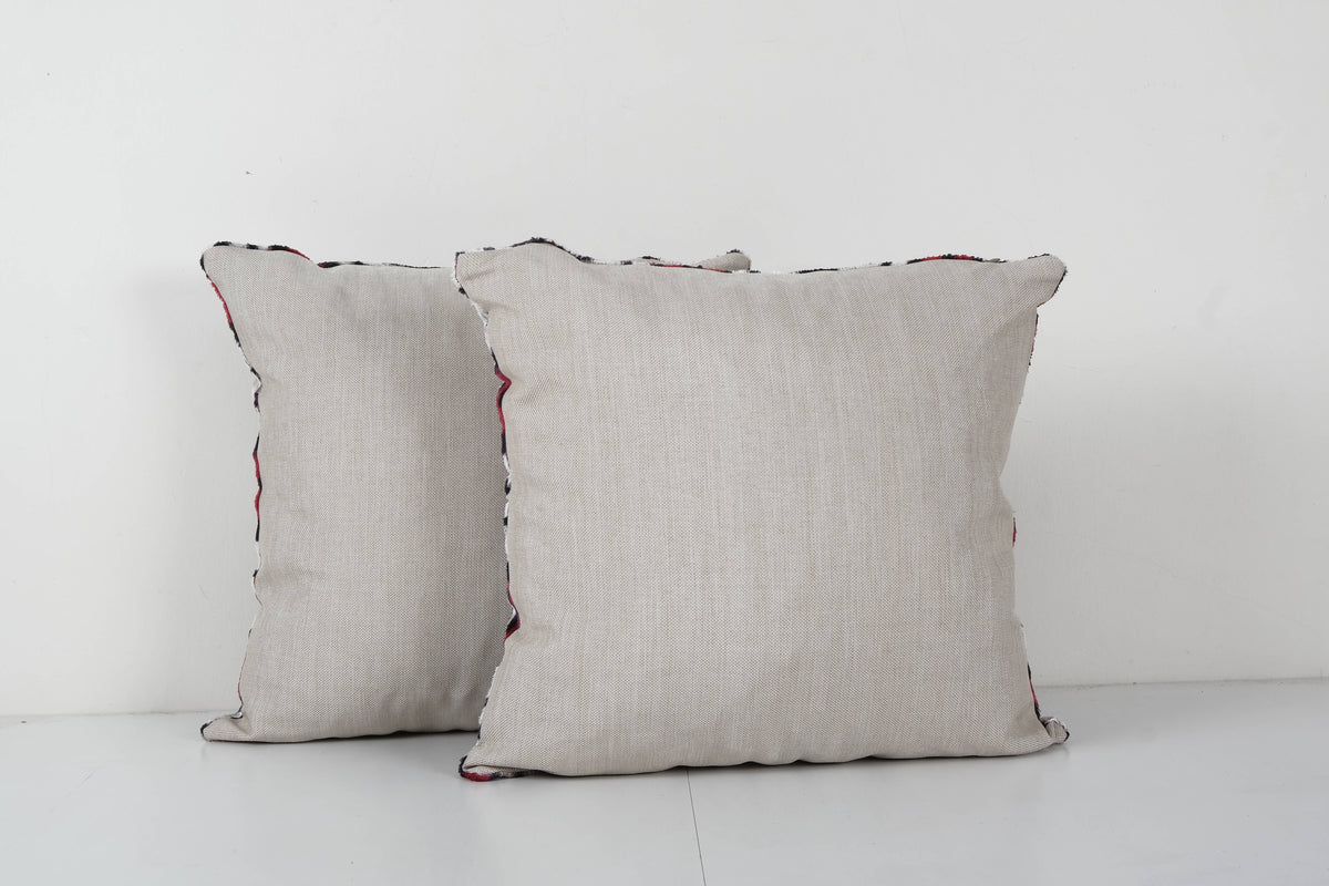 İpek Ikat Kadife Kırlent Kılıfı 2'li Set 46 x 47 cm
