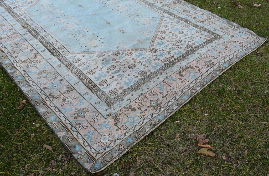 Vintage Uşak Halı 186 x 264 cm