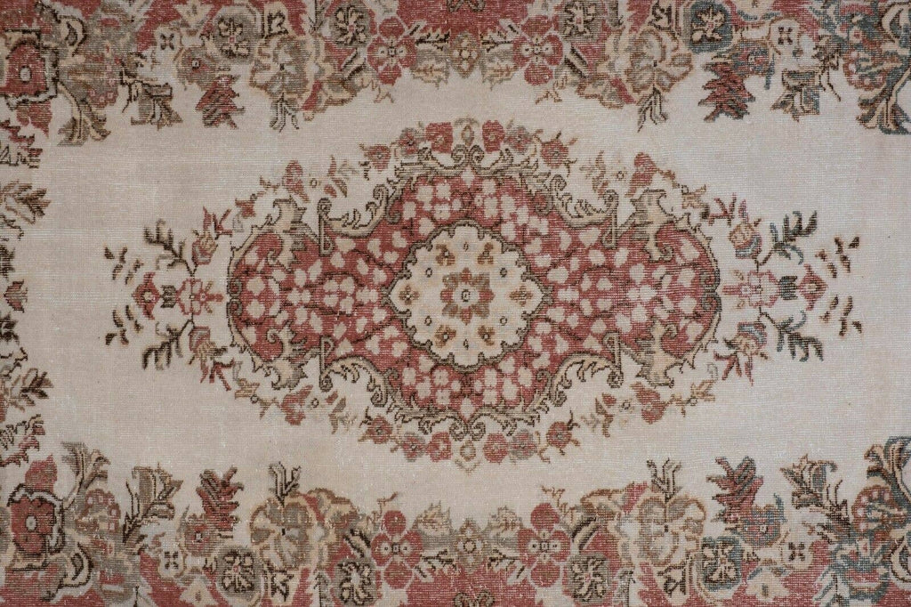 Vintage Uşak Halı 177 x 276 cm